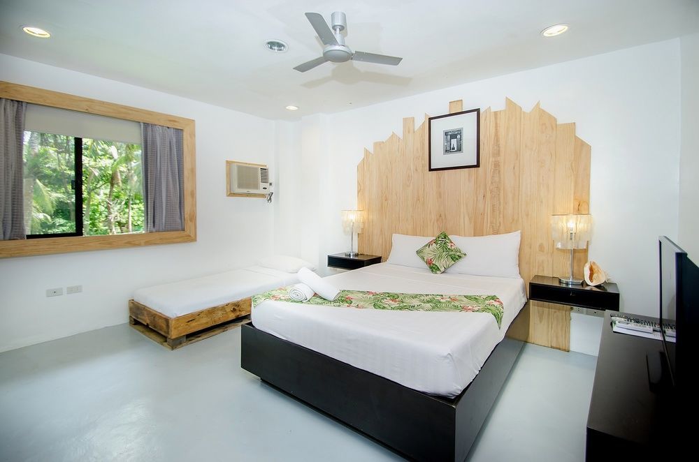 Hotel Serviced Apartments By Eco Hotel Boracay 3*